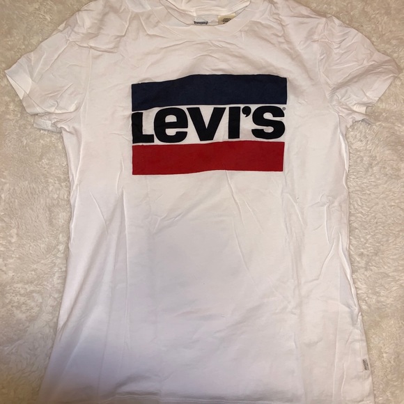 Levi’s White Graphic Tee - Picture 1 of 3